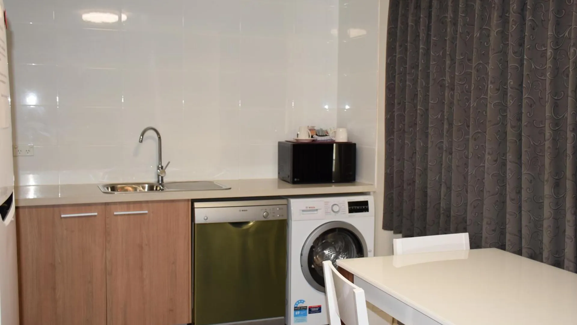 Hotel Rainbow Motel Queanbeyan