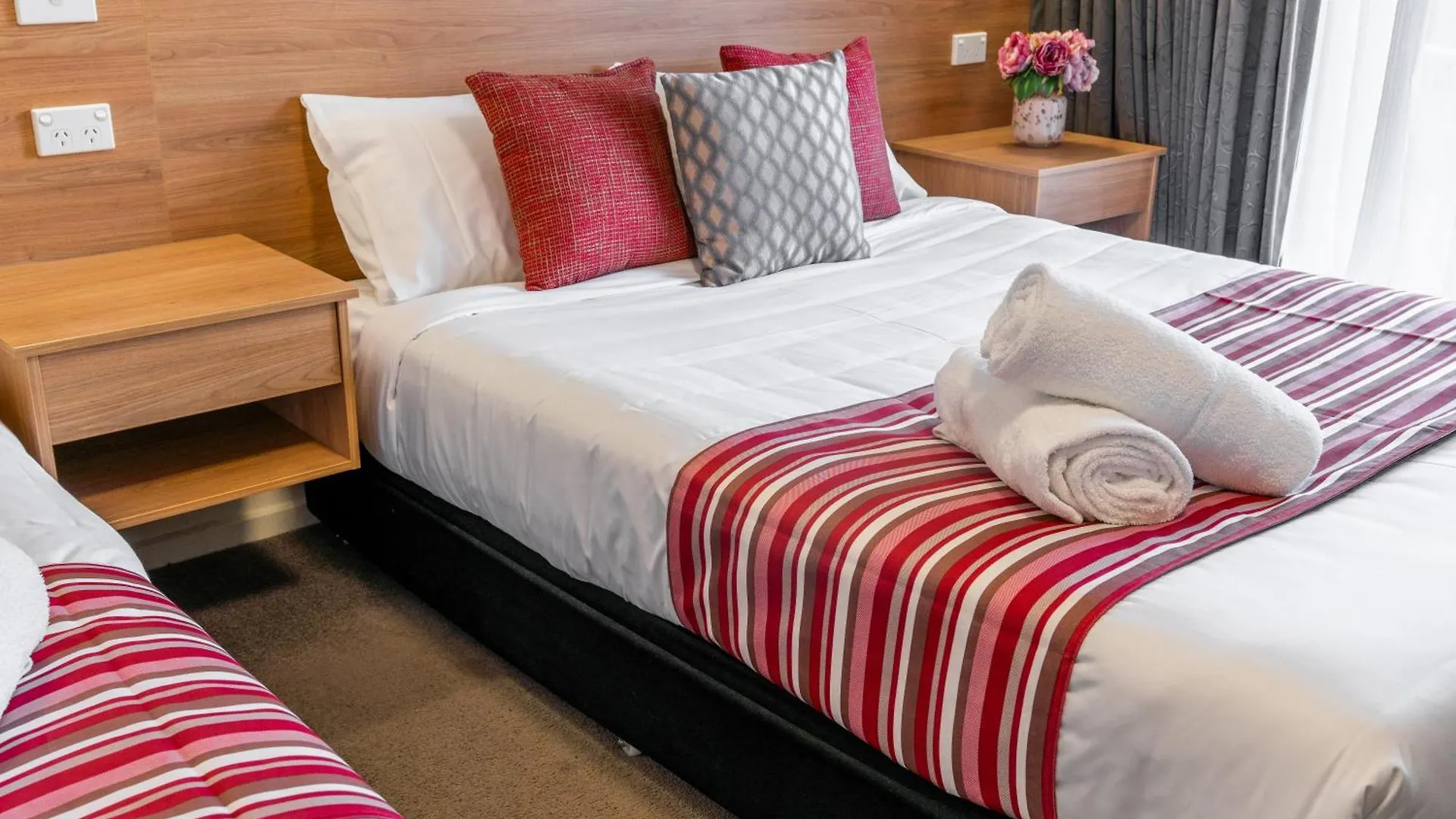Rainbow Motel Queanbeyan Hotel